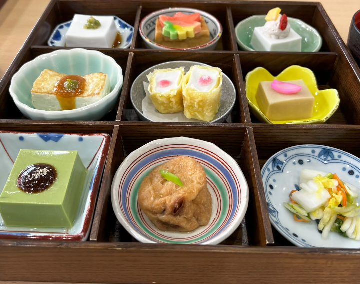 [ป้ายวากายามะ] พักผ่อนอย่างสบายๆ ที่ที่พักในวัดแห่งหนึ่งใน วากายามะ