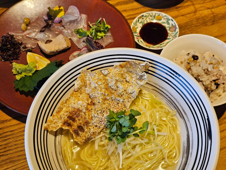 Donoura Naruto main store