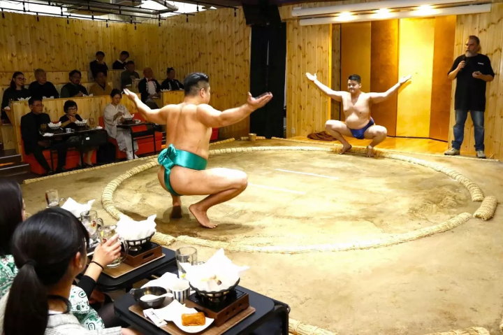 Sumo Wrestling in Osaka and Tokyo