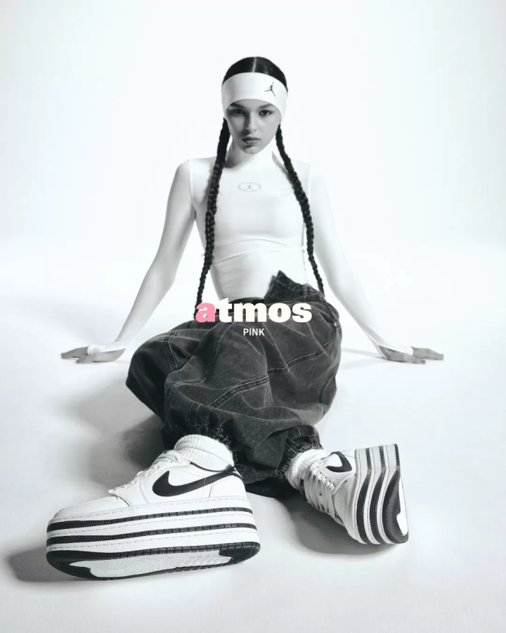 Introducing popular women's sneaker models and stores to enjoy at atmos pink!