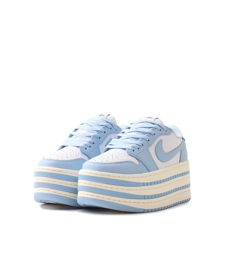 Introducing popular women's sneaker models and stores to enjoy at atmos pink!