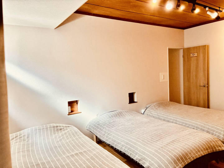 距离大海仅30秒！在四国爱媛县，您可以与最多9人一起享受私密的“秘密基地”！