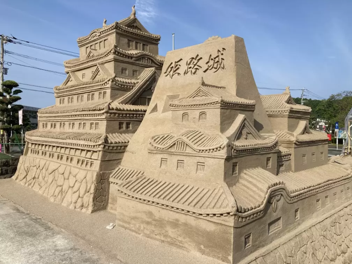 ทรายพูดได้ สัมผัสประสบการณ์งานศิลปะที่ยิ่งใหญ่ที่สุดในโลกได้ที่เทศกาลทรายฟุกิอาเกฮามะ ในมินามิซัตสึมะ จังหวัดคาโกชิมะ