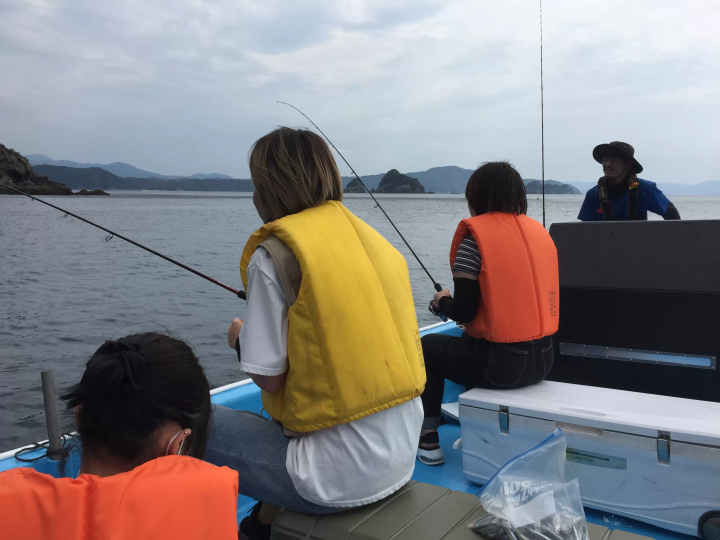 【愛媛】和愛南的漁民一起乘船出海釣魚吧！