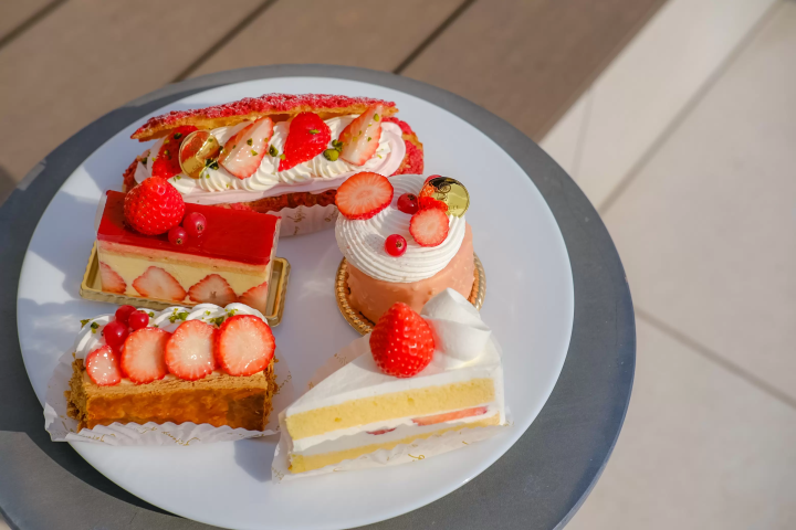 セントレアからすぐ！常滑で楽しむ いちご狩り体験&いちごスイーツガイド