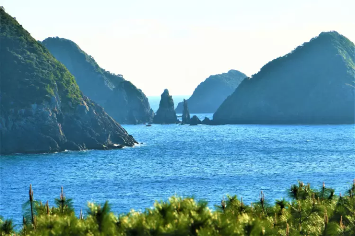 [คาโกชิมะ] สัมผัสเสน่ห์เมืองมินามิซัตสึมะอย่างเต็มที่! คู่มือชมความงามทางธรรมชาติและวัฒนธรรมของห้าพื้นที่