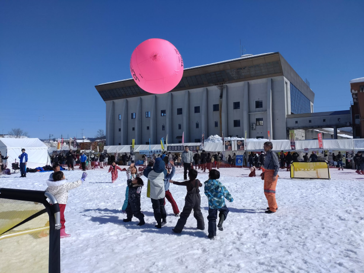[Niigata] Skiing and snowboarding are just not enough! Fun snow spots for parents and children