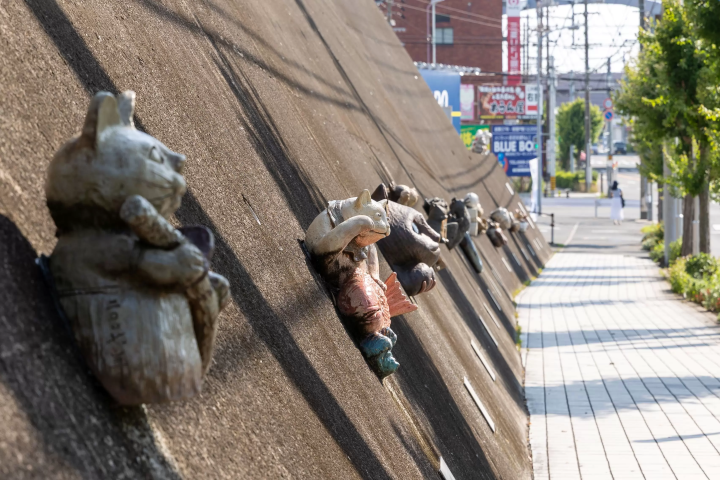 【名古屋から30分】日本一の招き猫のまちへ 常滑“ラッキーキャット”モデルコース