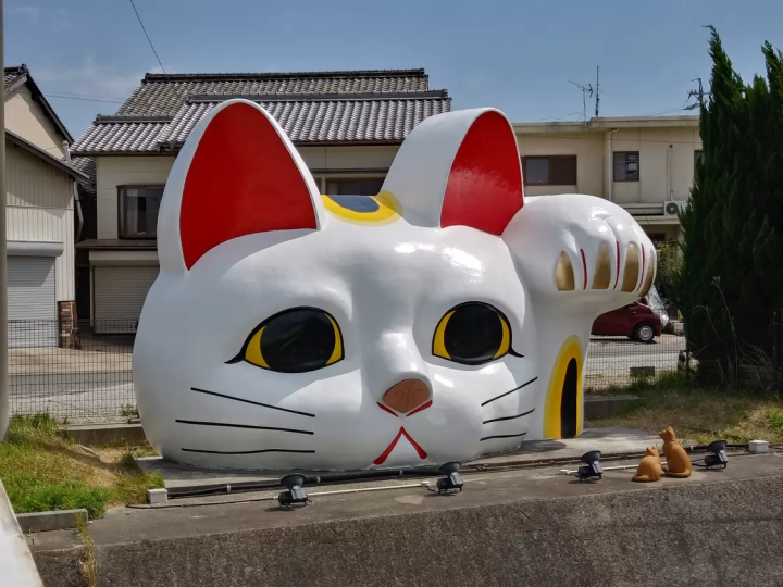 【名古屋から30分】日本一の招き猫のまちへ 常滑“ラッキーキャット”モデルコース