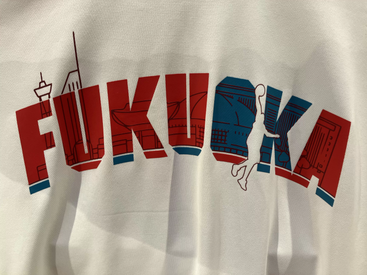 [คูปองใช้ได้เฉพาะที่ร้านแฟล็กชิปสโตร์] ขอแนะนำมุมพิเศษสำหรับชุดกีฬาฤดูใบไม้ผลิและกิจกรรมวิ่งมาราธอน!