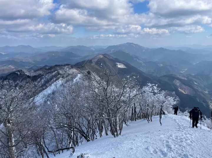 尽情欣赏三重县松阪市的壮丽全景！推荐给初学者的自然徒步路线。