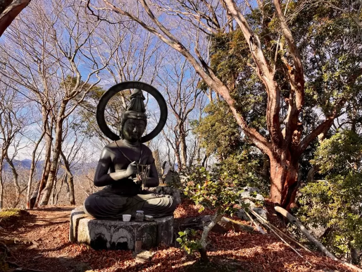 尽情欣赏三重县松阪市的壮丽全景！推荐给初学者的自然徒步路线。