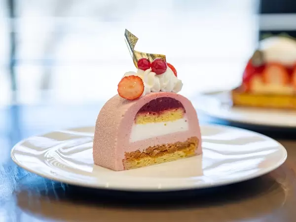 【名古屋から30分!】常滑で旬のいちごを楽しむカフェ時間