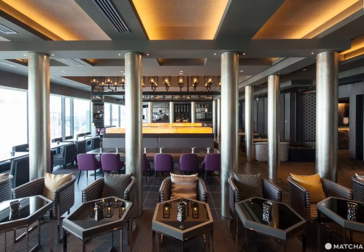 GINZA SIX「THE GRAND LOUNGE」の店内