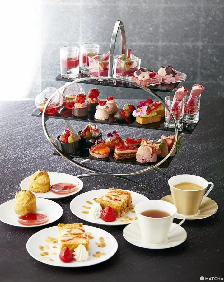 絶対食べたいいちごミルフィーユ付きで大満足！