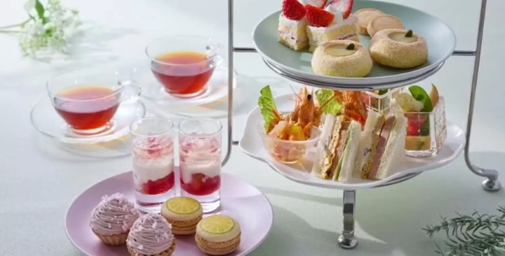 スカイラウンジ オーロラのアフタヌーンティーメニューの1例