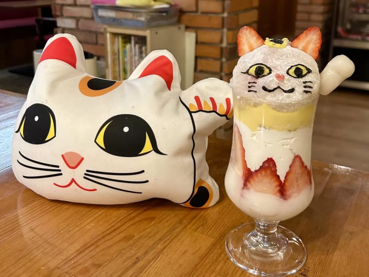 【名古屋から30分!】常滑で旬のいちごを楽しむカフェ時間