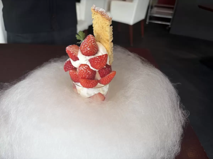 【名古屋から30分!】常滑で旬のいちごを楽しむカフェ時間