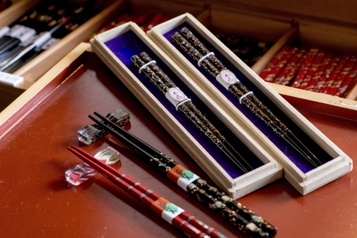 Fukui's Traditional Crafts - Wakasa Lacquer Chopsticks 