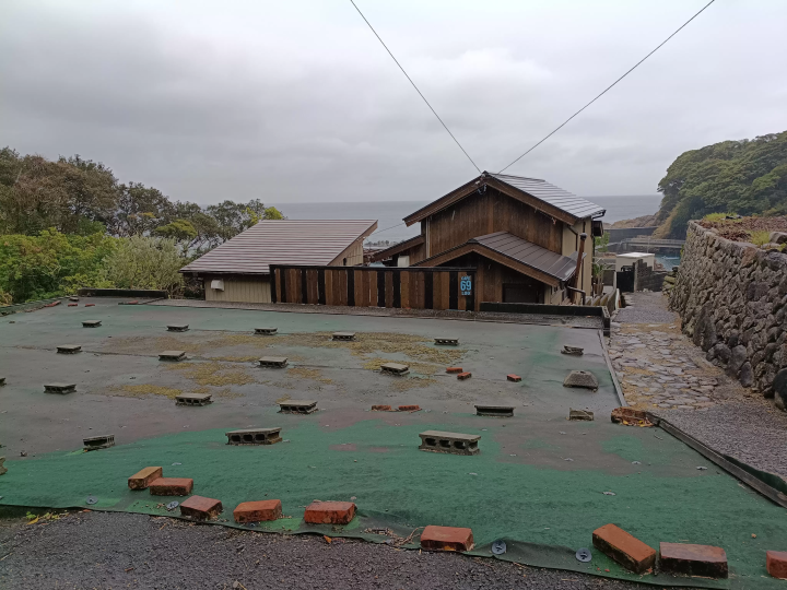 [ Tosashimizu City, Kochi Prefecture ] How to get to the stone-holding acou