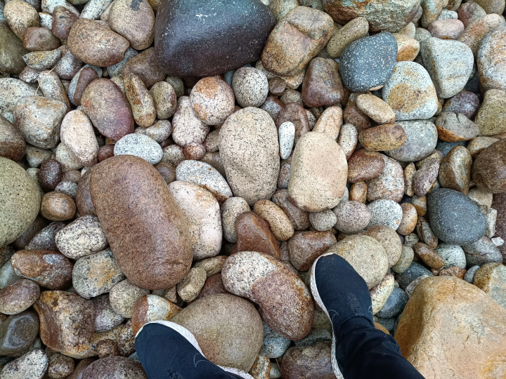 [ Tosashimizu City, Kochi Prefecture ] How to get to the stone-holding acou