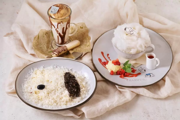 PEANUTS Cafe 推出連動菜單