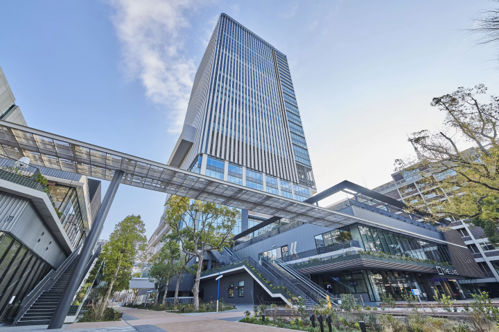 橫濱新地標+1！超大綜合設施「BASEGATE 橫濱關內 」3/19開幕，星野OMO7、日本最大直播競技場、34間餐廳