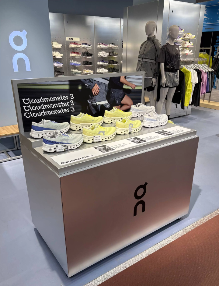 [Coupon Available] Special Feature: Latest Running Shoes, Golf Gear & Apparel Available in Japan