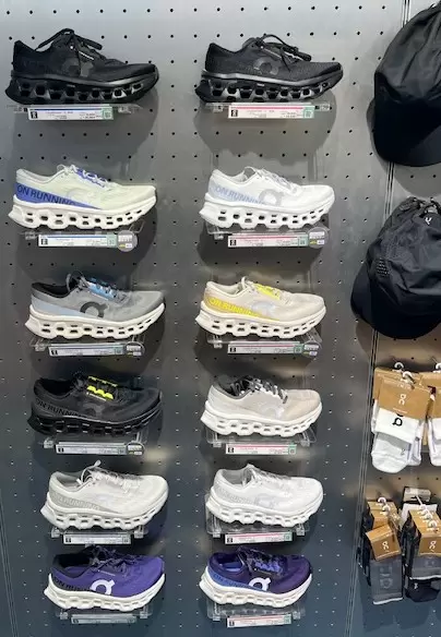 [Coupon Available] Special Feature: Latest Running Shoes, Golf Gear & Apparel Available in Japan