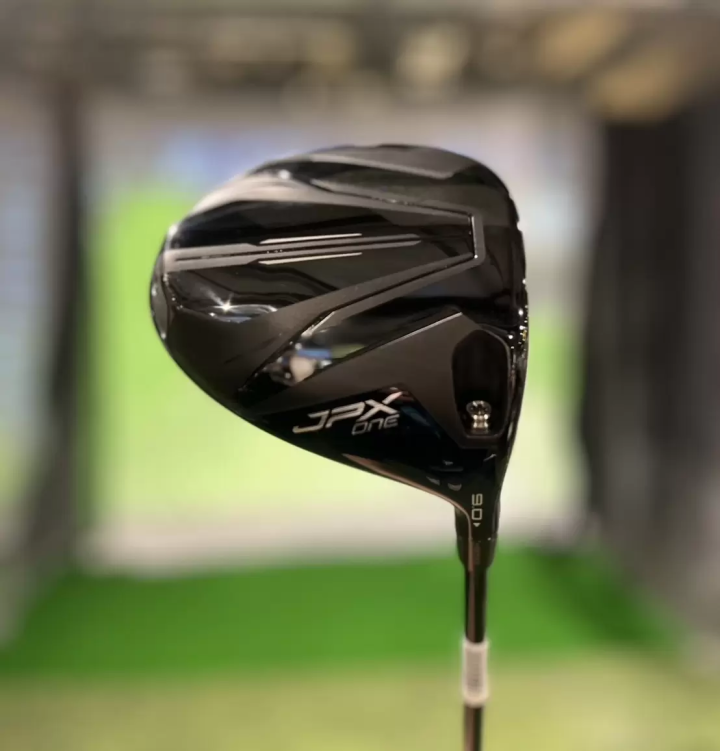 [Coupon Available] Special Feature: Latest Running Shoes, Golf Gear & Apparel Available in Japan