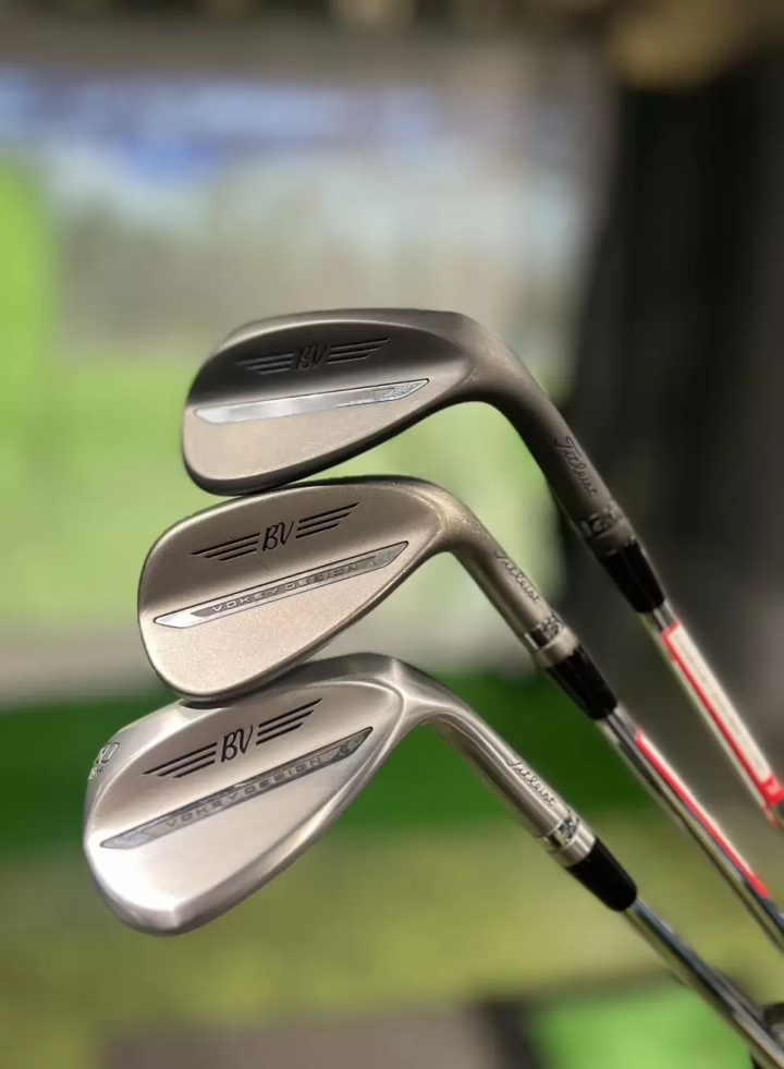 [Coupon Available] Special Feature: Latest Running Shoes, Golf Gear & Apparel Available in Japan