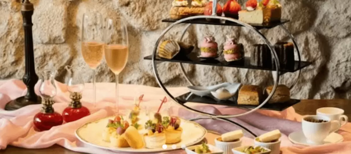 全席オーシャンビュー!波音を感じながら絶品スイーツを満喫