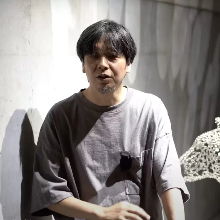 ประธานคณะกรรมการจัดงาน: เกาะนิชิจิมะ Nishijima (ประติมากร / แกลเลอรี newroll / ผู้อำนวยการ Geijutsu นากาโนะโจ ) 