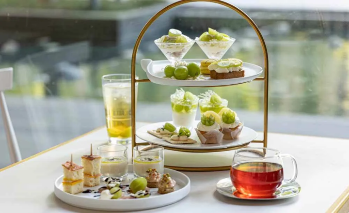 本格北欧スイーツと高い天井が心地よいスタイリッシュなデザイン空間