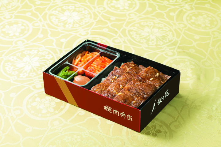 Shinjuku Shopping: BIC CAMERA Latest Goods & Odakyu Department Store Cosmetics and Gourmet Guide