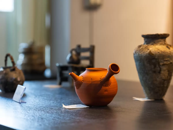 A sales corner featuring Tokoname ware and Tokoname made by local potters. 