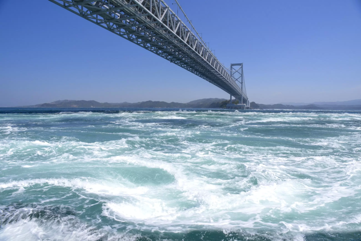 A Scenic Drive Setouchi: A Wide-Area Tour of Sea and Gourmet Food Connecting Okayama to Tokushima and Naruto