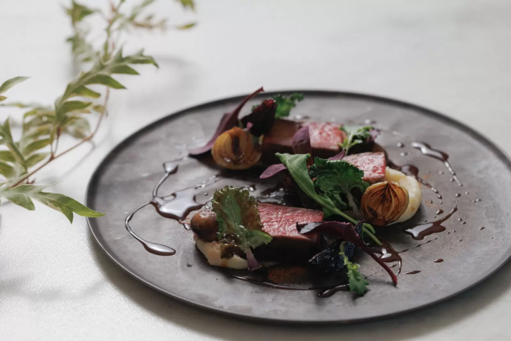 創作フレンチレストラン「EPiCLE」、おりづるタワー5階にオープン