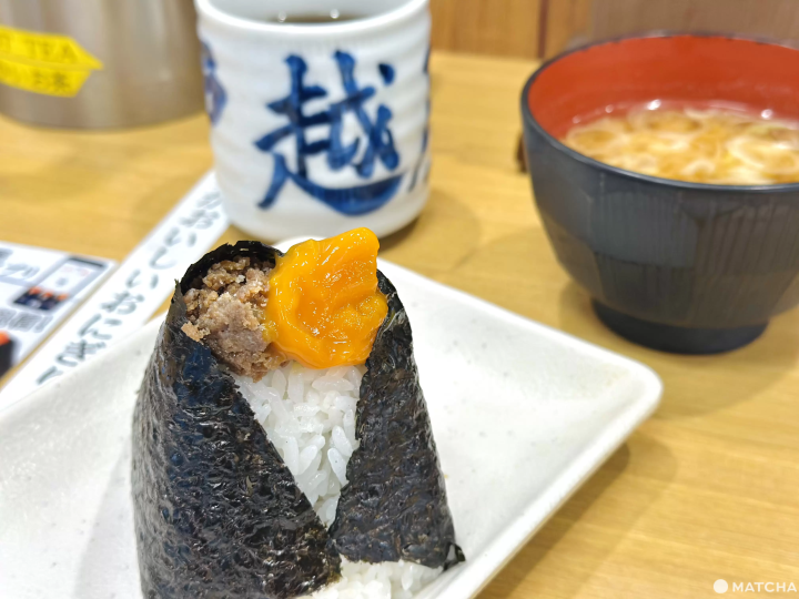 飯糰戶越屋的第一名口味「蛋黃＋肉燥」