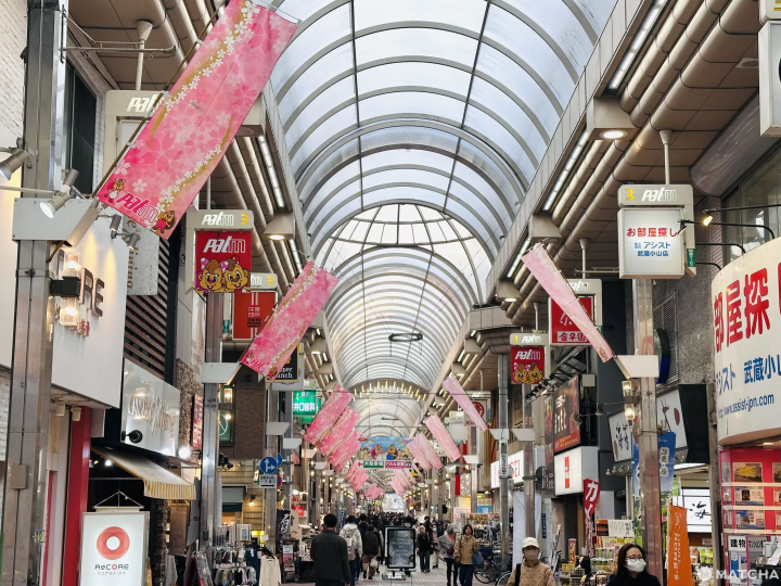 全長 800 公尺的武藏小山 PALM 商店街