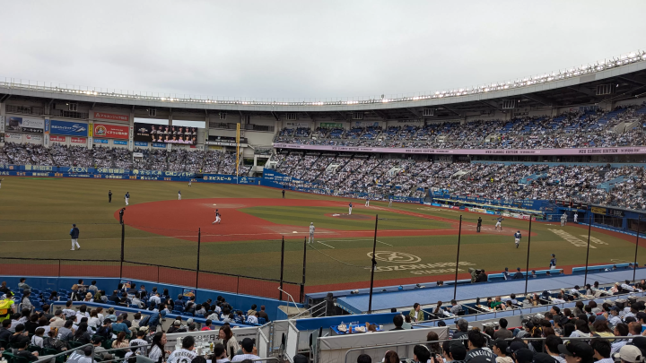 日本看球要帶什麼？棒球觀戰必備清單｜依季節整理更舒適