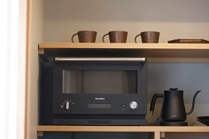 BALMUDA烤箱灶具和水壶