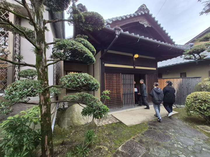 大阪・関西空港付近の300年酒蔵─  登録有形文化財で学ぶ日本酒試飲体験ツアー