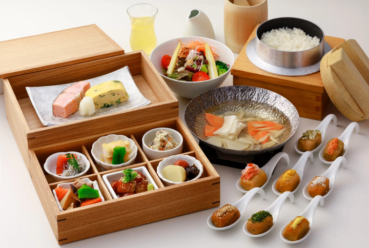 Breakfast (Japanese style) 