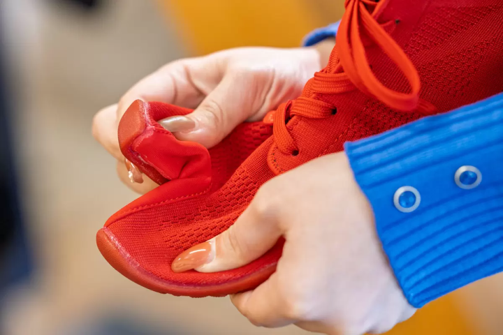 [Kurashiki Bikan Historical Quarter ] The Tabi shoes made by Marugo , a long-established company with over 100 years of history, are amazing!