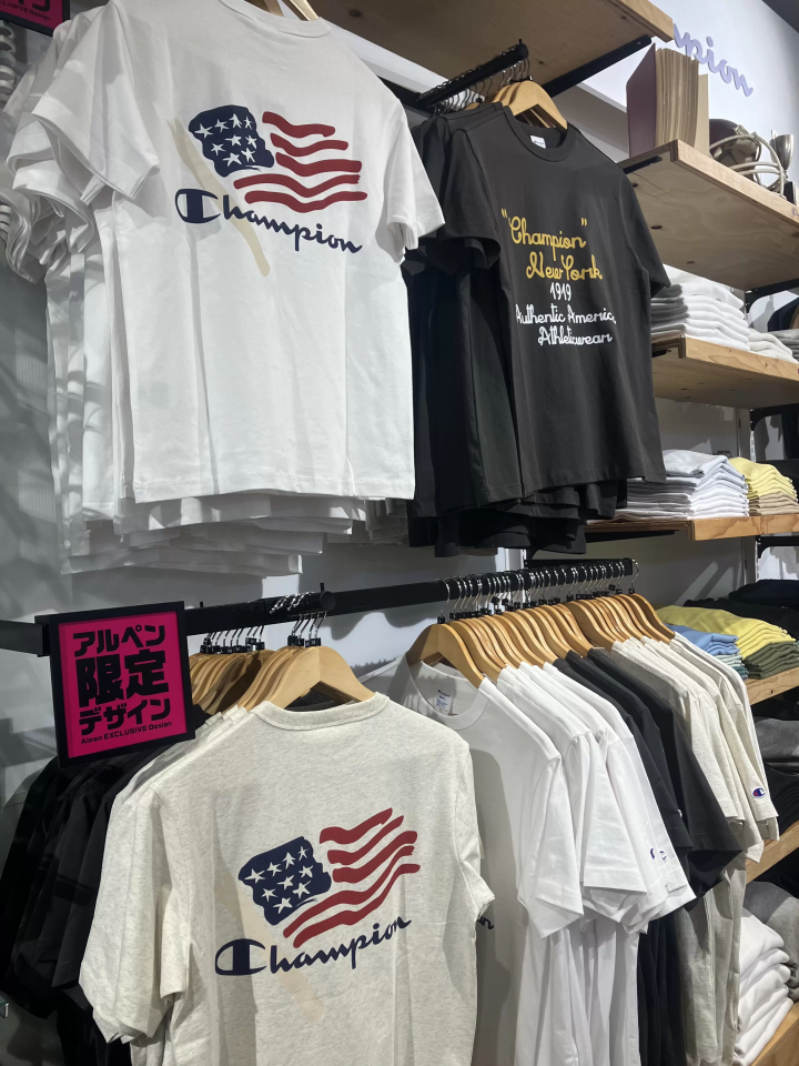 【日本限定】Adidas 新品和 5 個熱門品牌的 90 年代復古 T 卹現已上市！