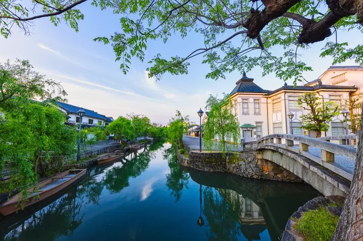 Gold-Guide recommends this half-day tour of Kurashiki's Bikan Historical Quarter!