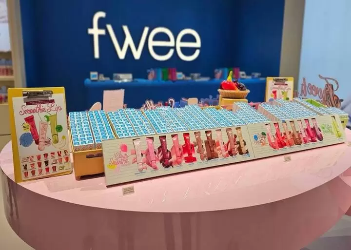 金沢フォーラス　fwee