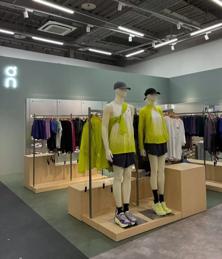 Enjoy the traditional Naha Hari boat race! After the thrilling experience, stop by Sports Depot Ameku store for duty-free shopping and great deals!