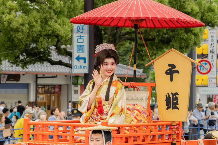 Himeji Castle Festival 2026: Parades, Noh and Bon Dance